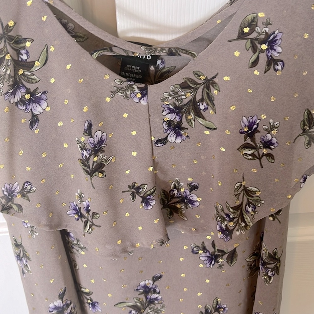 Torrid Gauze Cold Shoulder Top, size 0x, floral, light material - Picture 2 of 4